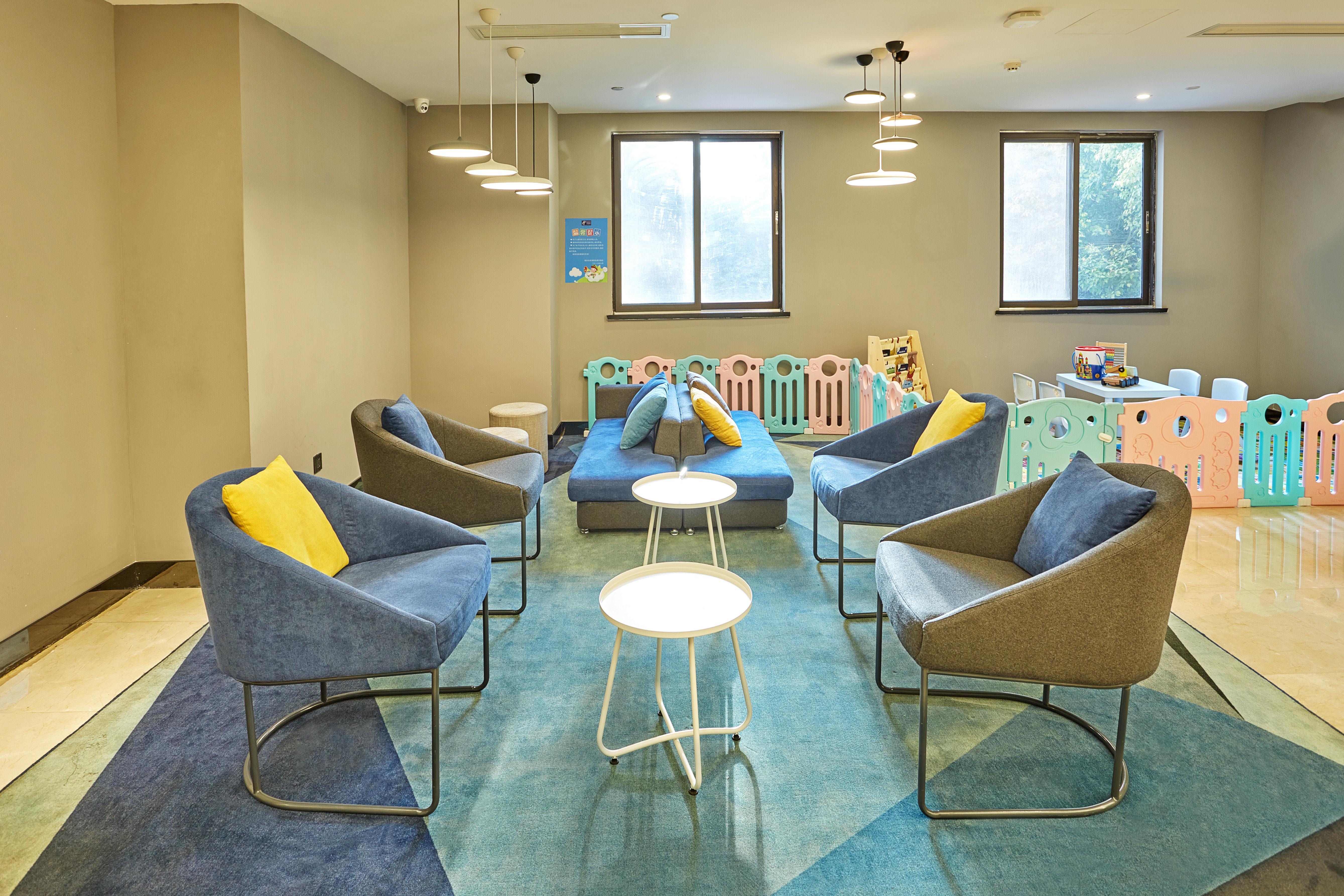 Holiday Inn Express Nanjing Xuanwu Lake By Ihg Exterior foto